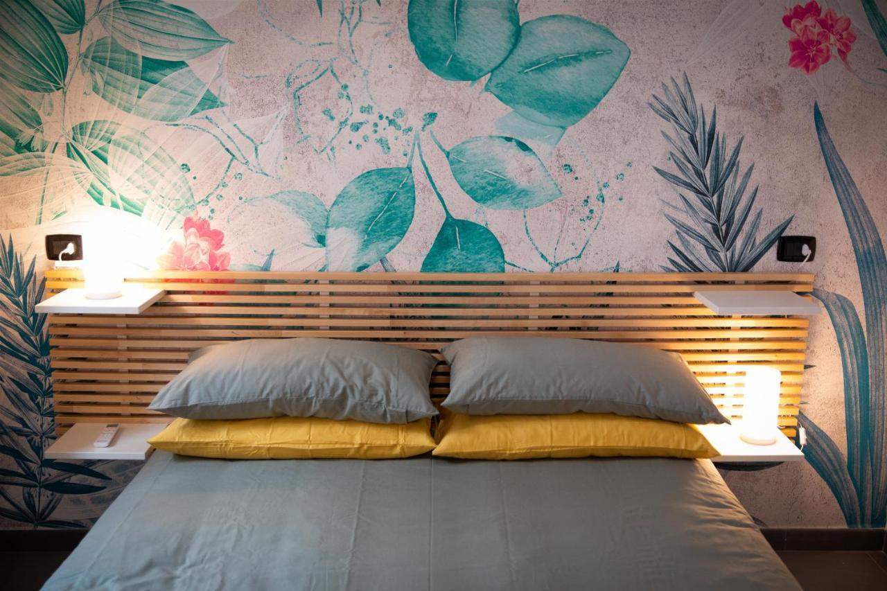 Via Calefati Land Apartment Бари Екстериор снимка