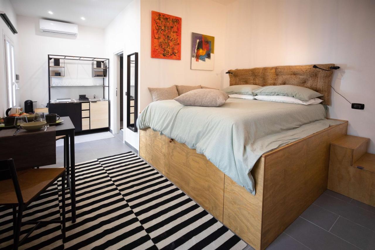 Via Calefati Land Apartment Бари Екстериор снимка